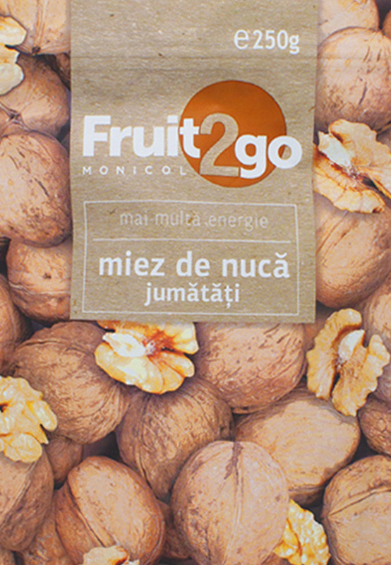 Miez de nucă jumătăți